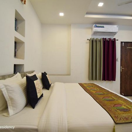 Hotel Keshav Residency Chittorgarh Esterno foto